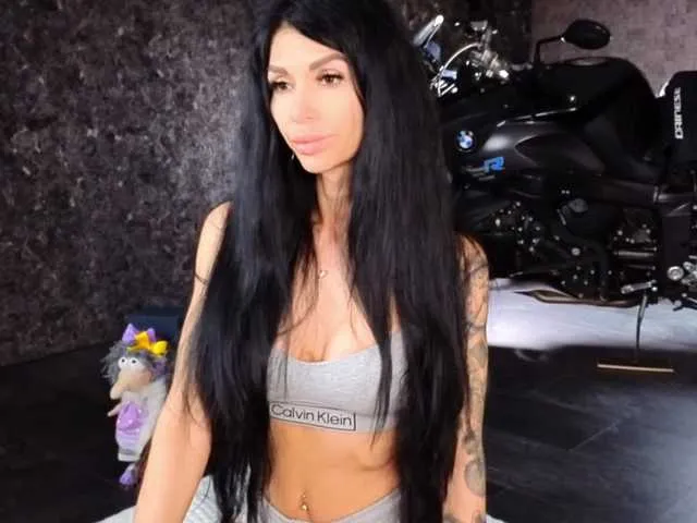 -GoldenGirl- – webcam model profile photo Image 5