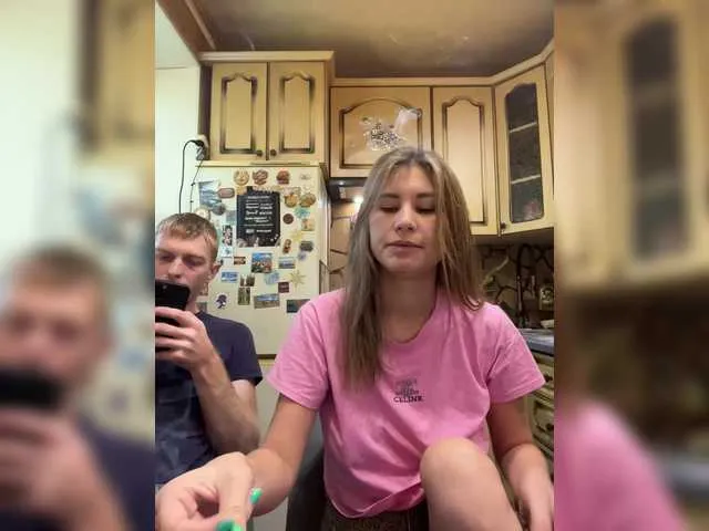 LiaKane – webcam model profile photo Image 13