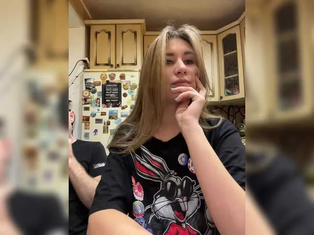 LiaKane – webcam model profile photo Image 14