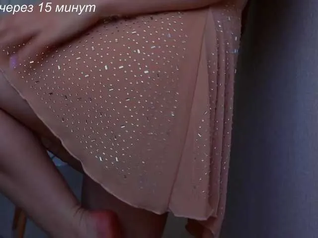 AndreaMood – webcam model profile photo Image 2