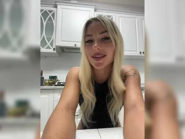 ValleryGarcia – webcam model profile photo Image 6