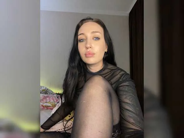 CassieGil – webcam model profile photo Image 18