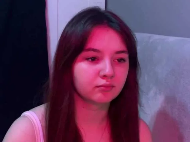 AmyBelmontt – webcam model profile photo Image 4