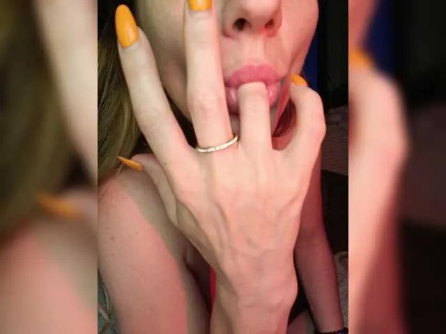 SatiPiercee – webcam model profile photo Image 8