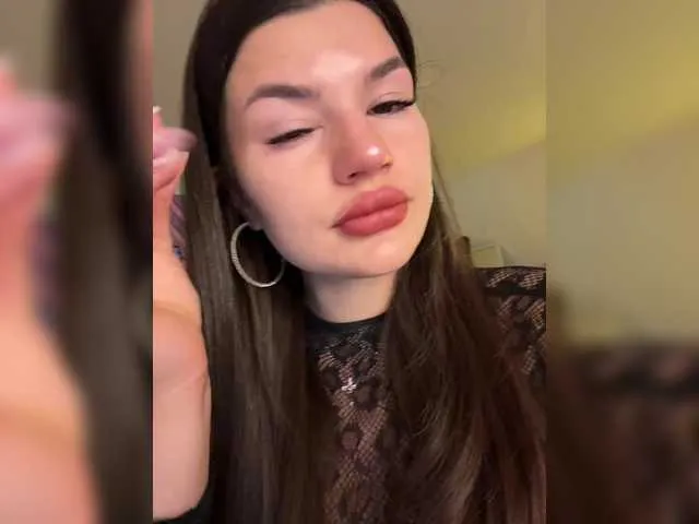 CassieGil – webcam model profile photo Image 6