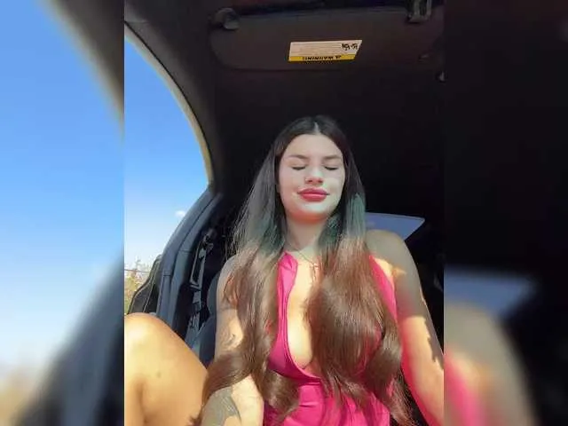 CassieGil – webcam model profile photo Image 7