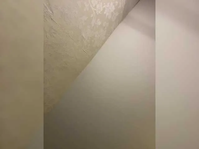 CassieGil – webcam model profile photo Image 8