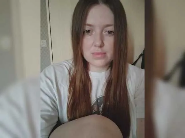 AbrilSilva – webcam model profile photo Image 2