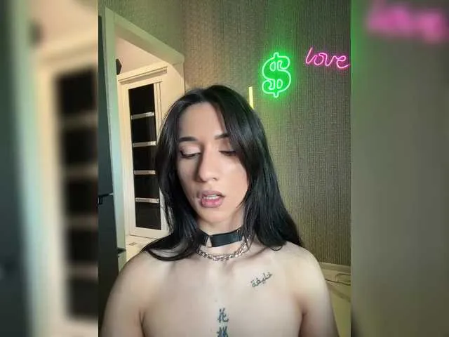 NoaMarin – webcam model profile photo Image 14