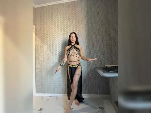 NoaMarin – webcam model profile photo Image 8