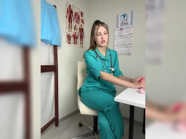 CassieGil – webcam model profile photo Image 10