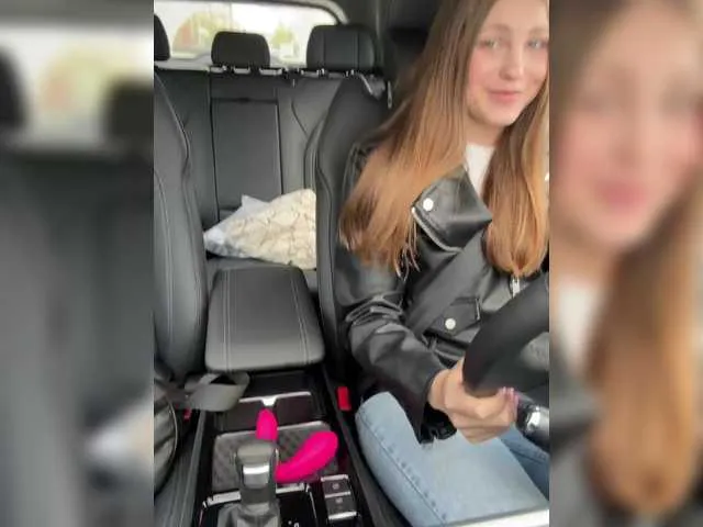 CassieGil – webcam model profile photo Image 14