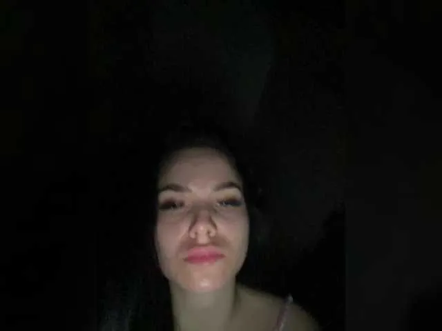 KeyriGonzalez – webcam model profile photo Image 4