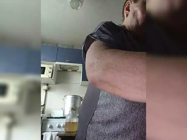 CassieGil – webcam model profile photo Image 14