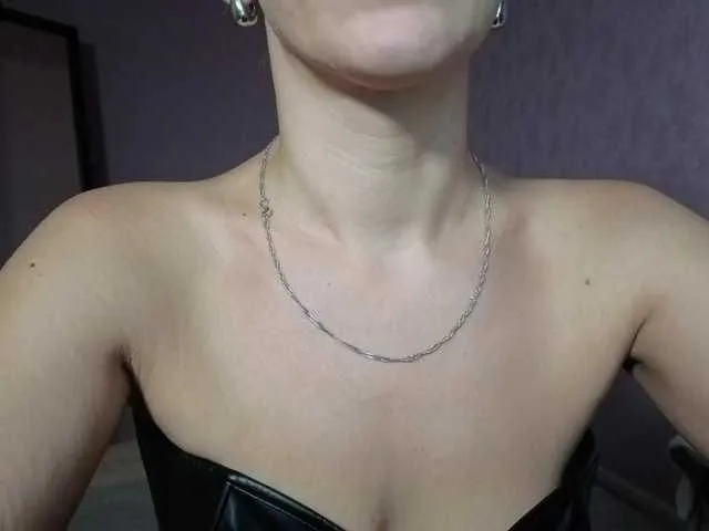 CassieGil – webcam model profile photo Image 19