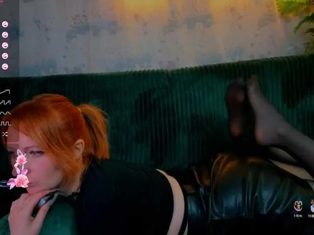 SkyLumen – webcam model profile photo Image 14