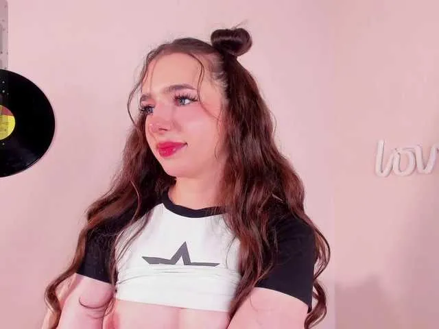 SkyLumen – webcam model profile photo Image 16