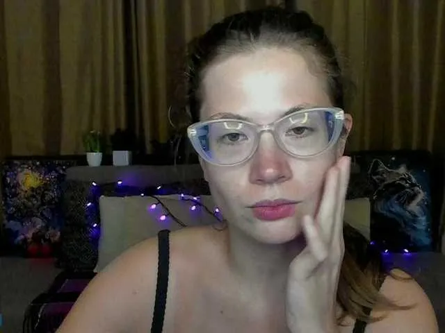 LibbyLoveHeartx – webcam model profile photo Image 12