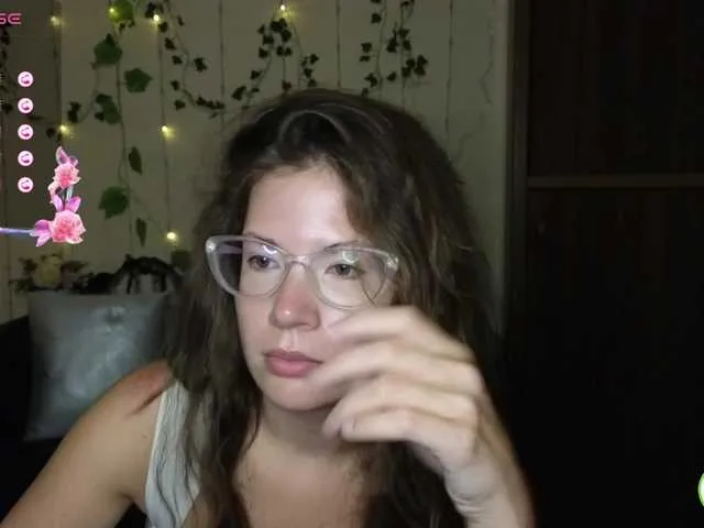 LibbyLoveHeartx – webcam model profile photo Image 3