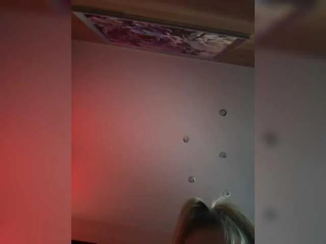 AmyBelmontt – webcam model profile photo Image 19