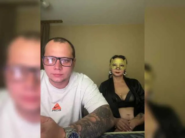 JuliaQuinn – webcam model profile photo Image 3