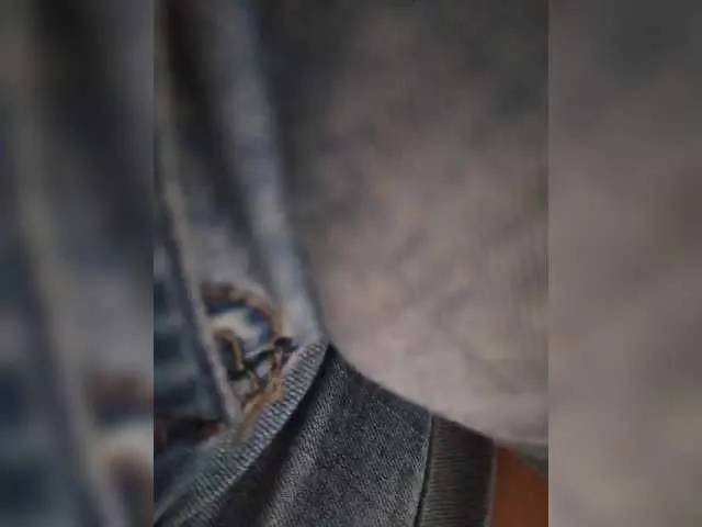 KaraNoir – webcam model profile photo Image 16