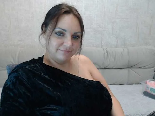 SkyLumen – webcam model profile photo Image 4