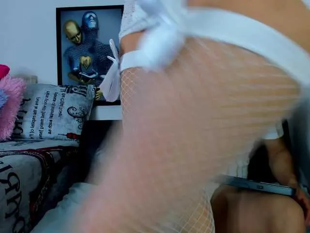 GreciaMorgan – webcam model profile photo Image 11