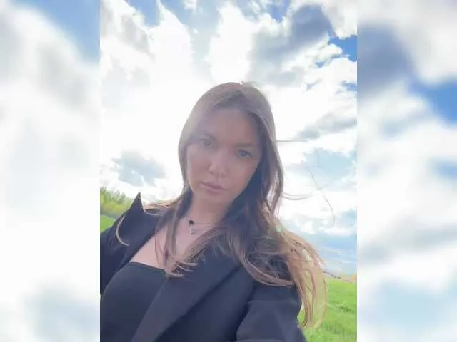 TifanyCadavid – webcam model profile photo Image 7