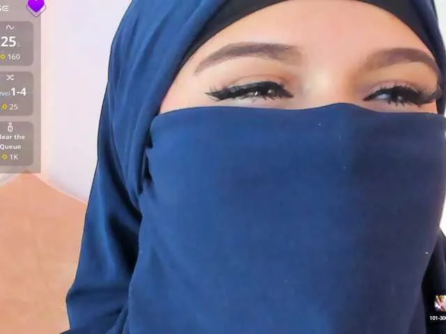 SkyLumen – webcam model profile photo Image 12