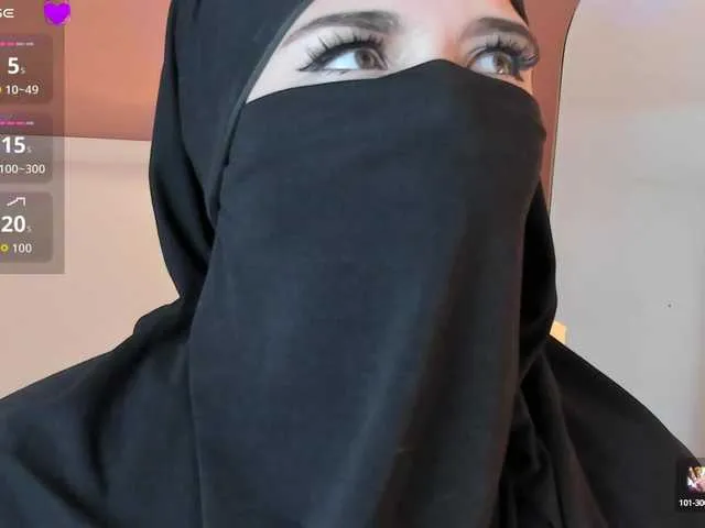 SkyLumen – webcam model profile photo Image 17