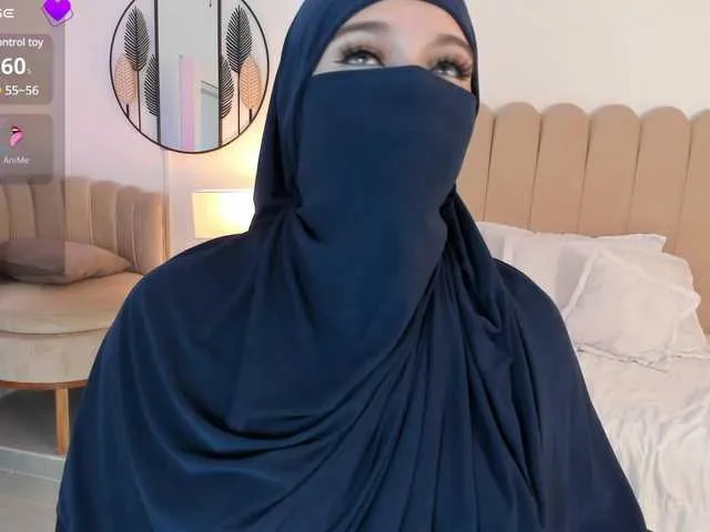 SkyLumen – webcam model profile photo Image 6