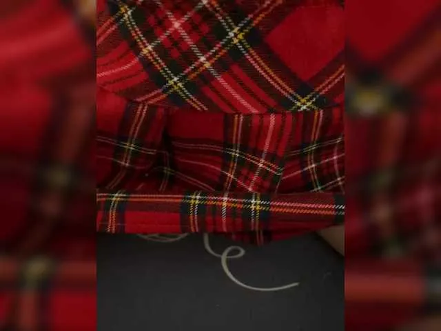 AmyBelmontt – webcam model profile photo Image 4