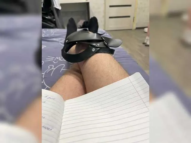 AmyBelmontt – webcam model profile photo Image 5