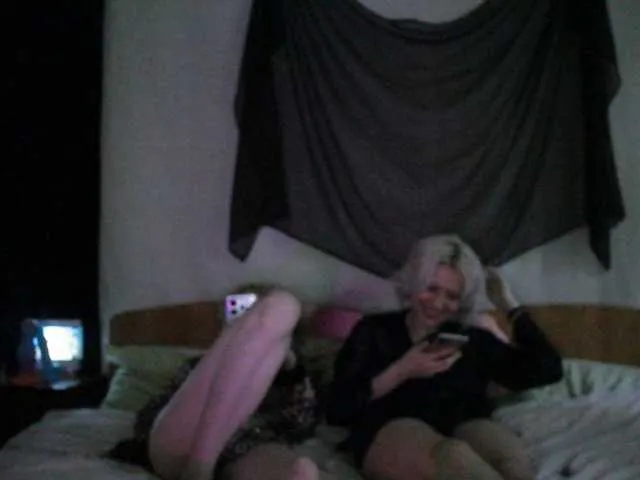 ashley69_brown – webcam model profile photo Image 6