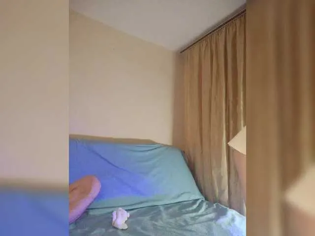 ChloeeGill – webcam model profile photo Image 16