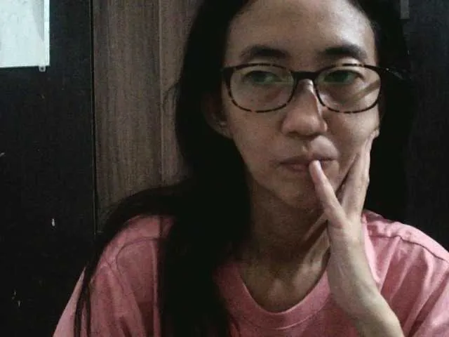 Emma_Lunny – webcam model profile photo Image 11