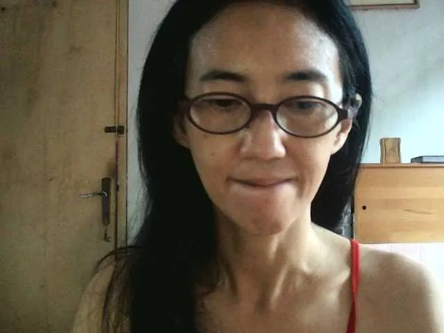 Emma_Lunny – webcam model profile photo Image 5