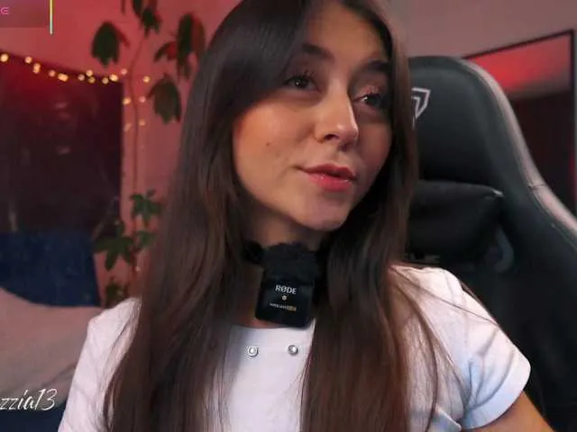 AmyBelmontt – webcam model profile photo Image 9