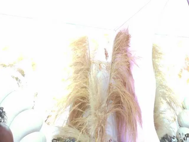 _linda_milk_ – webcam model profile photo Image 12