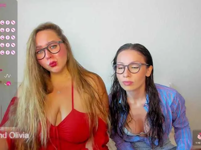 CheerryX – webcam model profile photo Image 11