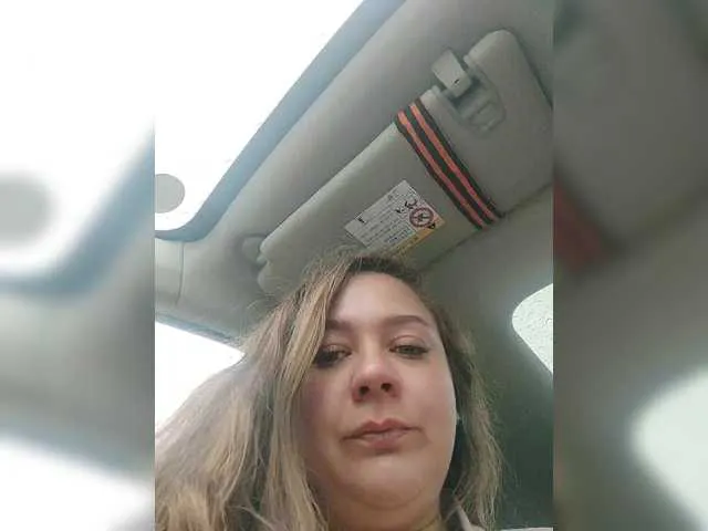 CheerryX – webcam model profile photo Image 4