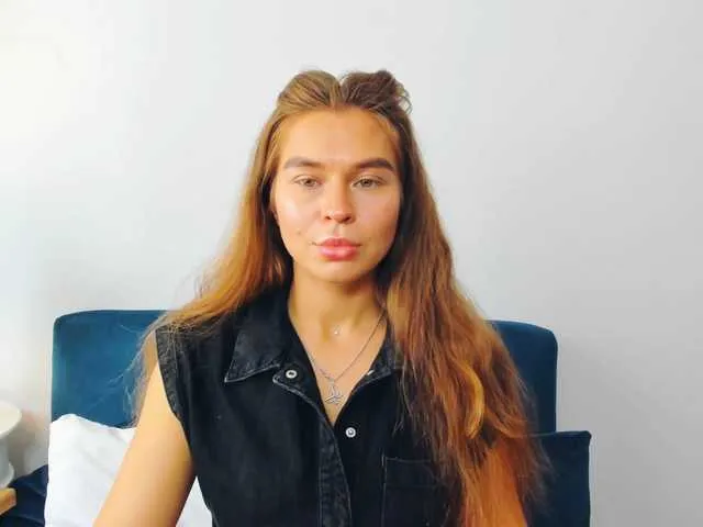 CassieGil – webcam model profile photo Image 10