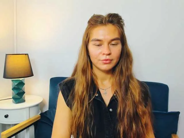 CassieGil – webcam model profile photo Image 11