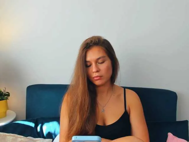 CassieGil – webcam model profile photo Image 13