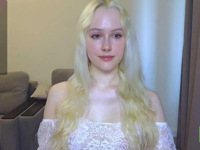 CassieGil – webcam model profile photo Image 16