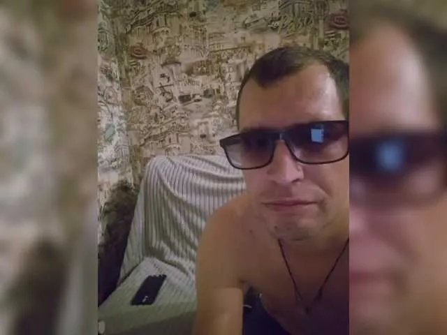 MartinaWolf – webcam model profile photo Image 14