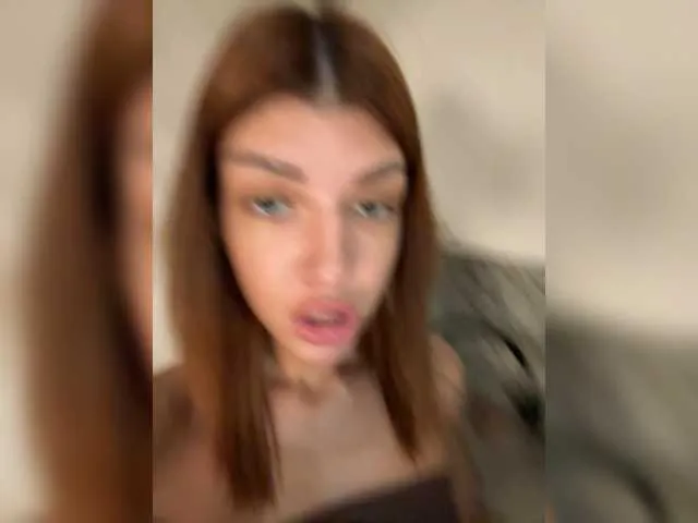 CassieGil – webcam model profile photo Image 15