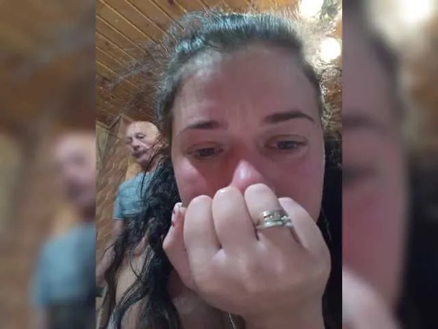 PaulinaSwift – webcam model profile photo Image 16