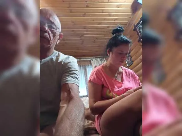 PaulinaSwift – webcam model profile photo Image 18